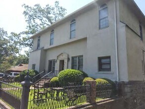 4611 Woodlawn Dr in Little Rock, AR - Building Photo - Building Photo