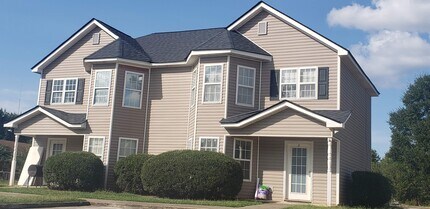 827 GA-72 in Comer, GA - Building Photo - Building Photo