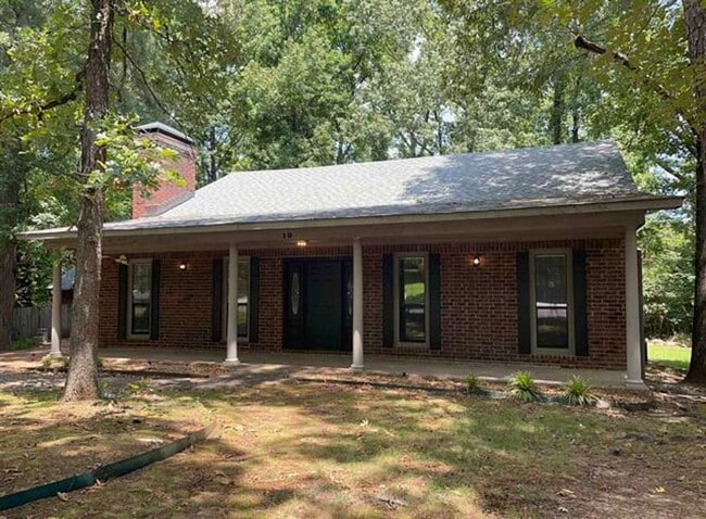 property at 10 Yukon Cove