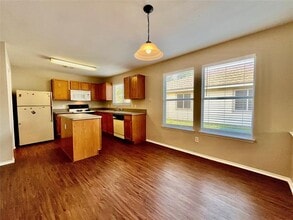 2200 Lookout Ln in Denton, TX - Building Photo - Building Photo