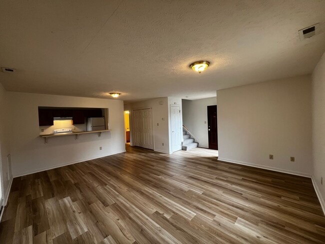 1036 Ancestry Dr in Fayetteville, NC - Building Photo - Building Photo