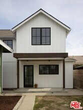 424 N Avenue 64 in Los Angeles, CA - Building Photo - Building Photo