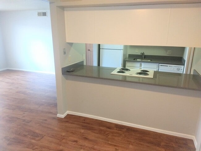 1402 E Guadalupe Rd in Tempe, AZ - Building Photo - Building Photo