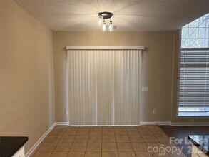 7501 Lady Bank Dr in Charlotte, NC - Building Photo - Building Photo