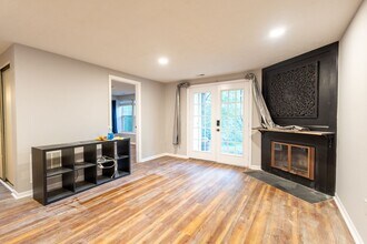 11540 Little Patuxent Pkwy in Columbia, MD - Building Photo - Building Photo