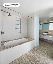 322 W 57th St in New York, NY - Building Photo - Building Photo