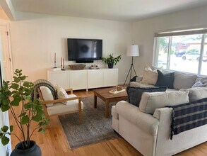 2662 S Newport St in Denver, CO - Building Photo - Building Photo