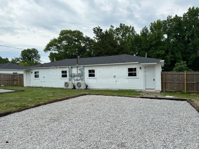 property at 522 S Connor St