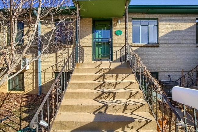 property at 36 N Washington St