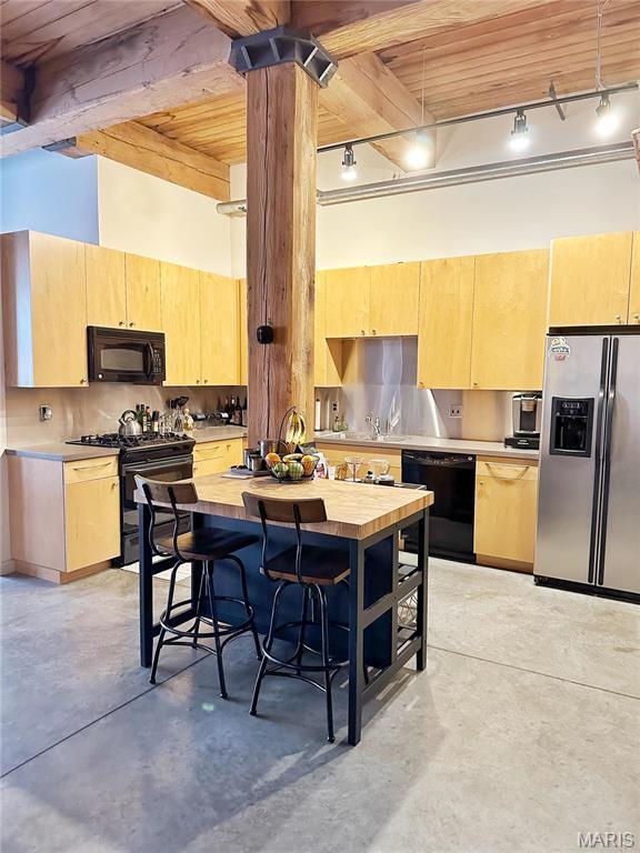 property at 1015 Washington Ave