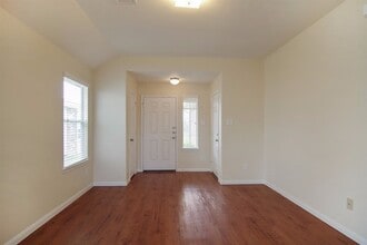 18743 N Lyford Dr in Katy, TX - Building Photo - Building Photo