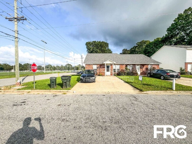 property at 3309 N Fields St