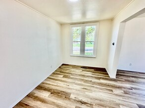 627 W Montgomery Ave in Spokane, WA - Building Photo - Building Photo