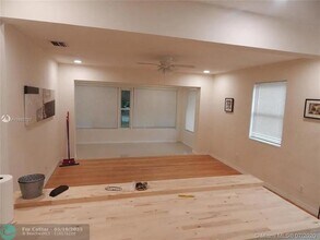 1111 N 25th Ave in Hollywood, FL - Building Photo - Building Photo