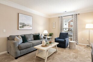 3960 Knapford Dr in Columbus, OH - Building Photo