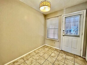 1247 Dallas Dr in Denton, TX - Building Photo - Building Photo