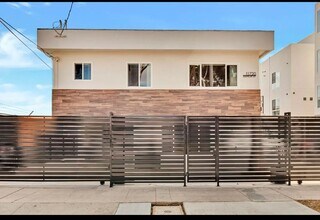 11720 Hamlin St in Los Angeles, CA - Building Photo - Building Photo