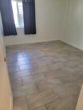 1111 Quinientos St, Unit B in Santa Barbara, CA - Building Photo - Building Photo
