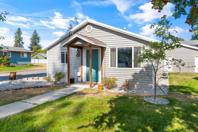1101 E Stiner Ave in Coeur d'Alene, ID - Building Photo - Building Photo