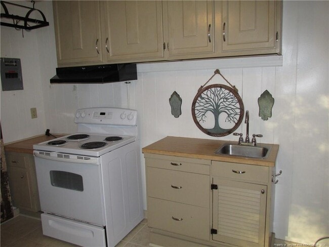 1315 S 12th St in Lillington, NC - Building Photo - Building Photo