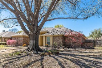 208 Simmons Dr in Coppell, TX - Building Photo - Building Photo