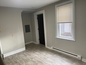 430 S Queen St in Lancaster, PA - Building Photo - Building Photo