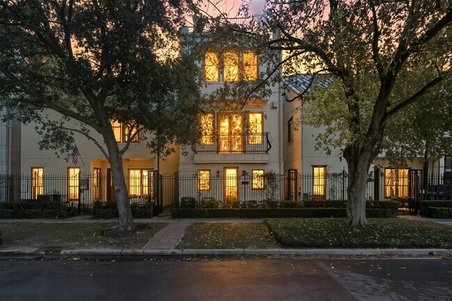 property at 1408 Rosedale St