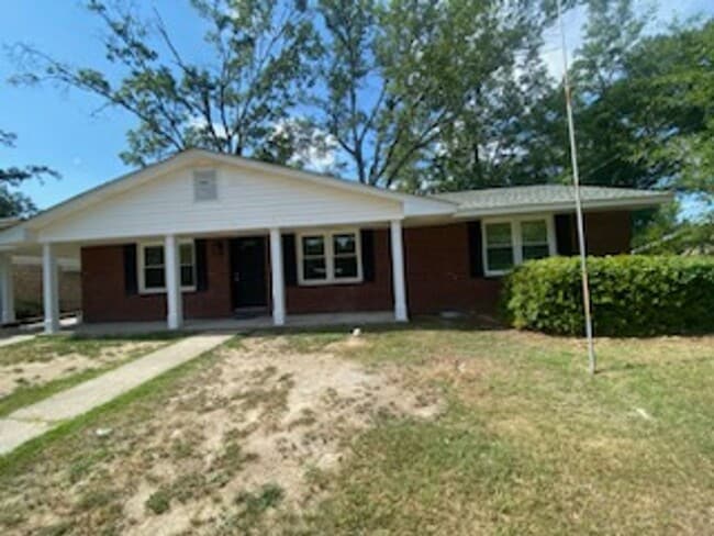 property at 5142 Delray Dr