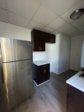 42 W 29th St, Unit 2B in Bayonne, NJ - Building Photo - Building Photo