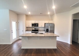 212 Sunriff CT in Greer, SC - Building Photo - Building Photo