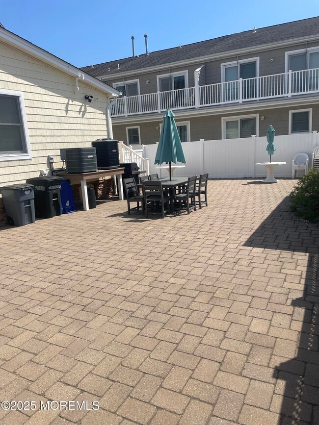 100 Vance Ave in Lavallette, NJ - Building Photo - Building Photo
