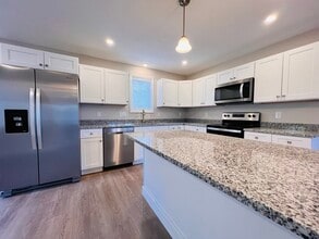 10 Glacier Path in Middleboro, MA - Building Photo - Building Photo