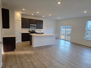 248 Cooney Wy in Oswego, IL - Building Photo - Building Photo