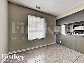 8371 Palm Springs Dr in Memphis, TN - Building Photo - Building Photo