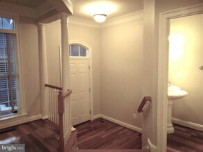 6403 Velliety Ln in West Springfield, VA - Building Photo - Building Photo