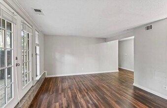 4727 Jarboe St in Kansas City, MO - Building Photo - Building Photo