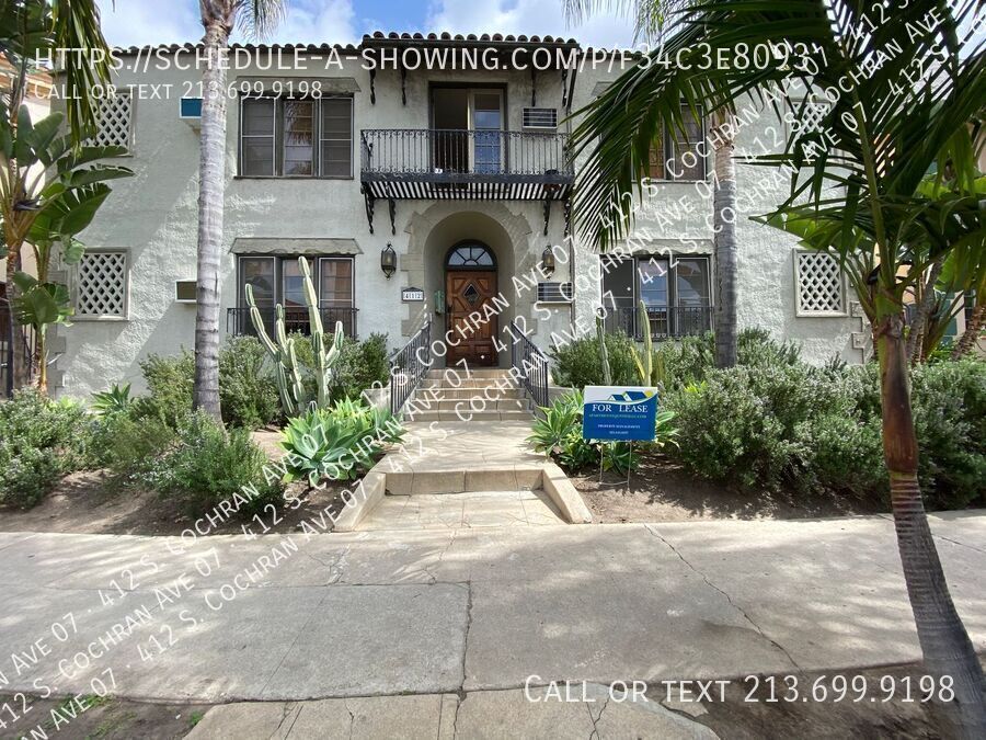 412 Cochran Ave in Los Angeles, CA - Building Photo