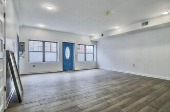 9017 Riverside Pl in North Bergen, NJ - Building Photo - Building Photo