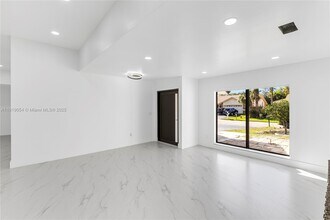 2149 NW 85th Ln in Coral Springs, FL - Building Photo - Building Photo