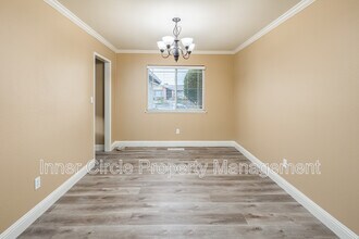 304 Cabrillo Pl in Pittsburg, CA - Building Photo - Building Photo