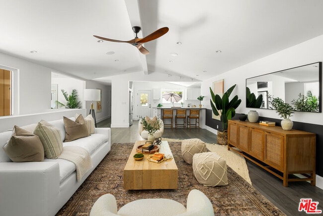 508 Glen Trail in Topanga, CA - Building Photo - Building Photo