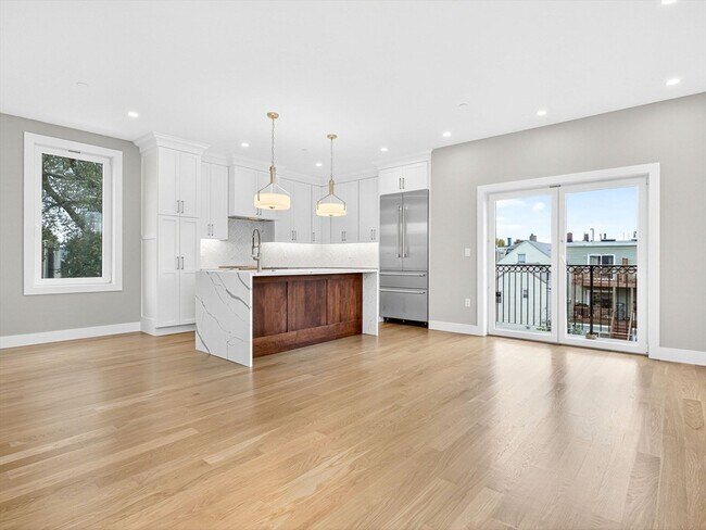 property at 551 E 7th St