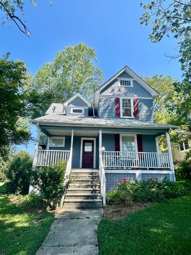 34 E Chestnut St in Asheville, NC - Foto de edificio - Building Photo