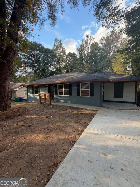 3144 Bellgreen Way in Decatur, GA - Building Photo