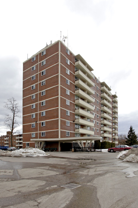 Dublin Street Apartments in Markham, ON - Building Photo