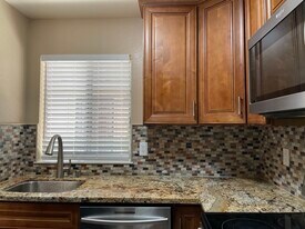 36875 Sycamore St in Newark, CA - Building Photo