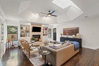 3701 Indian Point Dr in Austin, TX - Building Photo - Building Photo