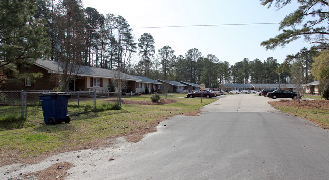 Edgerton Court in Smithfield, NC - Building Photo - Building Photo