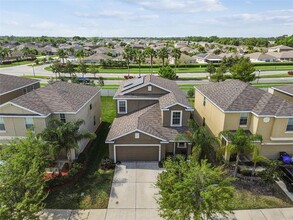 4910 Reflecting Pond Cir in Wimauma, FL - Building Photo - Building Photo