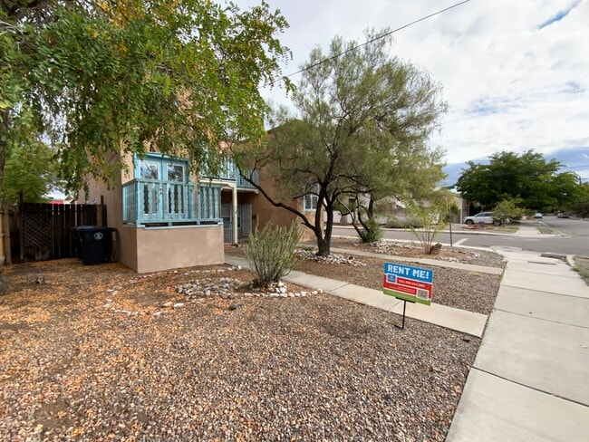 2201 New York Ave SW in Albuquerque, NM - Building Photo - Building Photo
